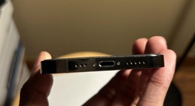 Good
													Apple iPhone 12 Pro - Unlocked, Graphite, 128 GB, A2341, photo 4 of 5