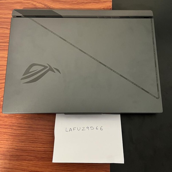 Asus ROG Strix G16 (2023) G614 - 1 TB, 32 GB, Intel Core i7