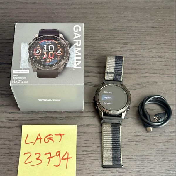 Garmin Fenix 8 - Titanium, AMOLED