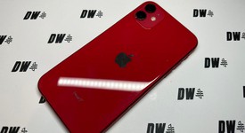 Fair
													Apple iPhone 11 - Unlocked, Red, 128 GB, A2111, photo 4 of 4