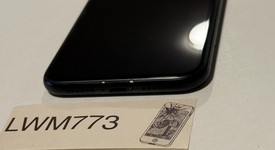 Good
													Apple iPhone Xr - Unlocked, Black, 64 GB, A1984, photo 3 of 8