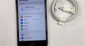 Mint
													Apple iPhone SE 3rd Gen 2022 - Unlocked, Midnight, 64 GB, A2595, photo 2 of 10