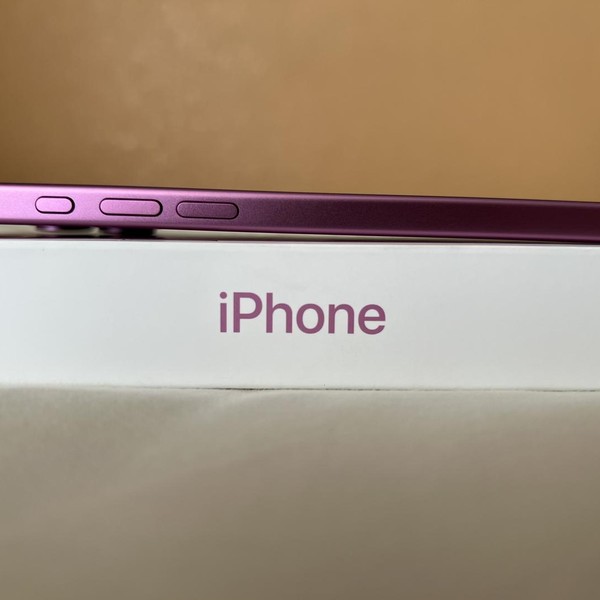 Apple iPhone 16 Plus - Unlocked, 128 GB, Pink, A3082