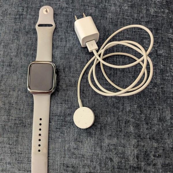 Apple Watch Series 7 45mm - Black, A2474 - GPS, Aluminum