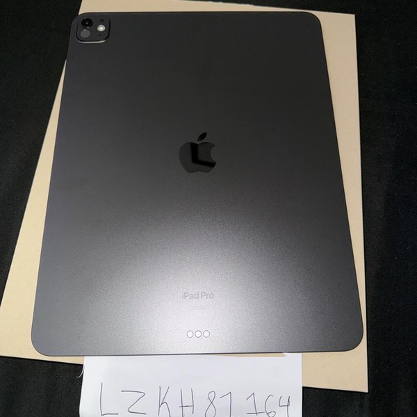 Apple iPad Pro 13 inch (M4) 2024 - Wi-Fi, 2 TB, Black, 16 GB, A2925, Nano-texture Glass