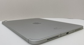 Good
													Apple iPad 10th Gen - Unlocked, Silver, 64 GB, A2757, photo 5 of 6