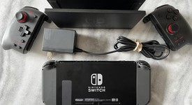 Good
													Nintendo Switch - Grey, 32 GB, photo 2 of 4