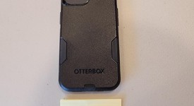 Good
													Apple iPhone 16e - Mint Mobile, Black, 128 GB, A3212, photo 3 of 5