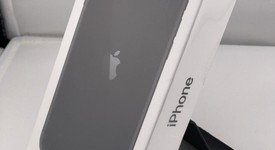 New
													Apple iPhone 11 - Straight Talk, Black, 64 GB, A2111, photo 2 of 4