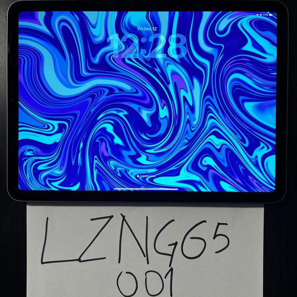 Apple iPad Air 5th Gen - Wi-Fi, Gray, 64 GB, A2588