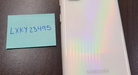 Good
													Samsung Galaxy S20 5G - Verizon, Cloud White, 128 GB, 8 GB, SM-G981V UW, photo 2 of 5
