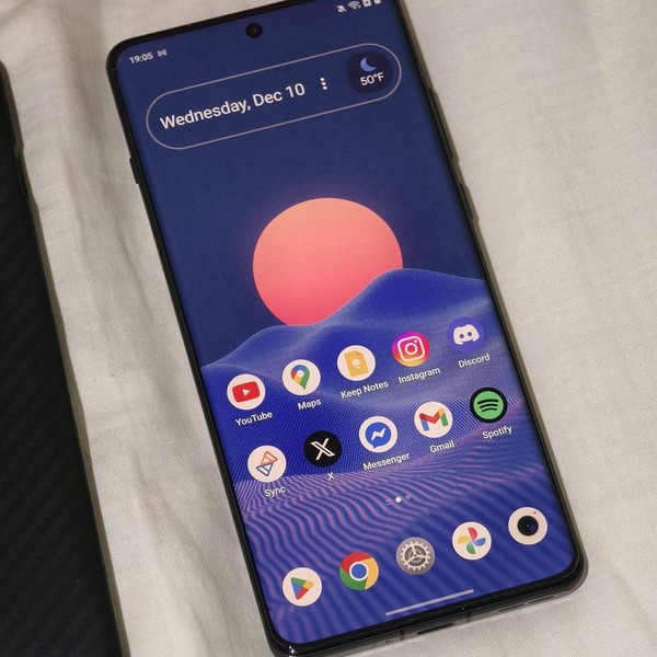 OnePlus 12 - Unlocked, 256 GB, Black, 12 GB, CPH2583