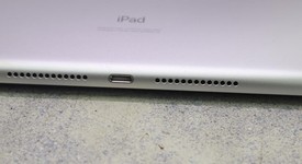 Good
													Apple iPad 9th Gen - Wi-Fi, Silver, 64 GB, A2602, photo 3 of 12