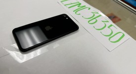 Mint
													Apple iPhone SE 3rd Gen 2022 - Unlocked, Midnight, 64 GB, A2595, photo 4 of 8