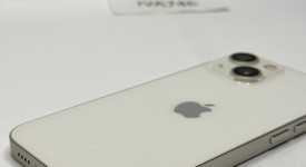 Good
													Apple iPhone 13 Mini - Unlocked, Starlight, 128 GB, A2481, photo 5 of 7