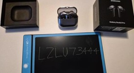 Used
													Samsung Galaxy Buds3 Pro - Silver, photo 3 of 4