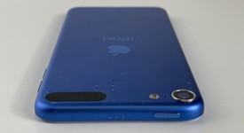 Mint
													Apple iPod Touch 7th Gen - Wi-Fi, Blue, 256 GB, photo 4 of 7