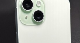 Good
													Apple iPhone 15 Plus - Unlocked, Green, 256 GB, A2847, photo 2 of 4