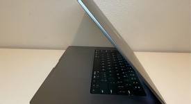 Good
													MacBook Pro 2021 - 16" - Apple M1 Pro 10-core, Gray, 512 GB, 32 GB, photo 2 of 6