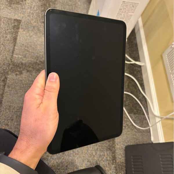 Apple iPad Pro 11 inch (M4) 2024 - Wi-Fi, 256 GB, Black, 8 GB, A2836, Standard Glass