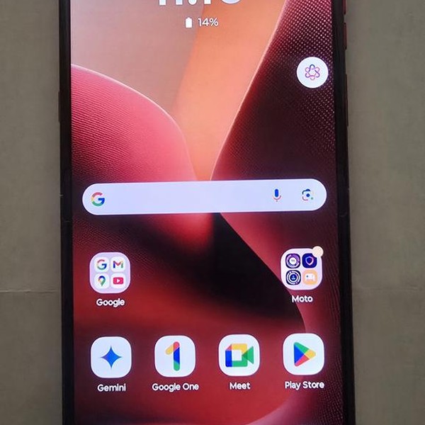 Motorola Razr Ultra (2025) - Unlocked, PANTONE Rio Red, 512 GB, 16 GB