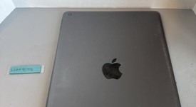 Fair
													Apple iPad 9th Gen - Wi-Fi, Gray, 64 GB, A2602, photo 3 of 5