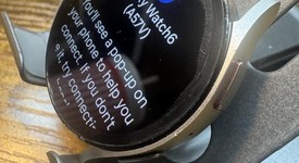 Fair
													Samsung Galaxy Watch6 - Unlocked, Gold, 40mm, photo 2 of 6