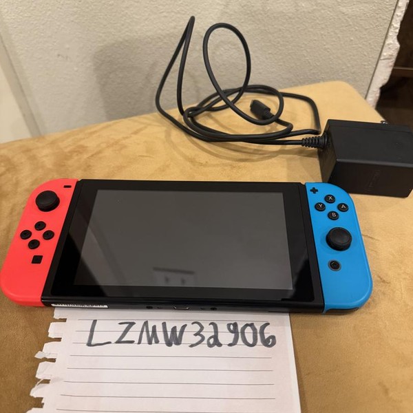 Nintendo Switch - 32 GB, Red & Blue