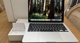 Mint
													MacBook Air 2025 (M4) - 13" - Apple M4, Silver, 256 GB, 16 GB, photo 2 of 43