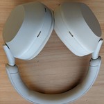 Used Sony WH-1000XM5 - Silver