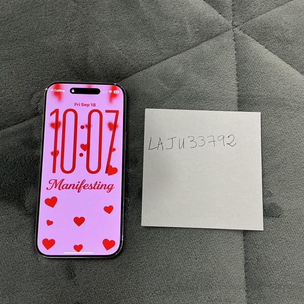 Apple iPhone Air - Unlocked, 256 GB, Cloud White, A3260