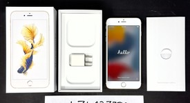 Good
													Apple iPhone 6S Plus - Unlocked, Gold, 32 GB, A1687, photo 1 of 17