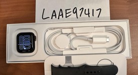 Good
													Apple Watch SE 2nd Gen 40mm - Unlocked, Midnight, A2726 - Cellular, Aluminum, photo 2 of 12