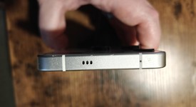 Good
													Nothing Phone (3) - Unlocked Non-US, White, 512 GB, 16 GB, photo 5 of 10