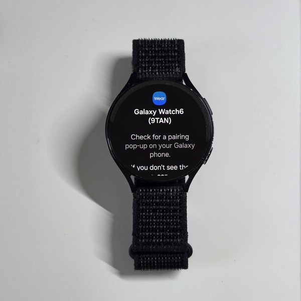 Samsung Galaxy Watch6 - Wi-Fi, Graphite, 44mm