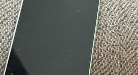 Good
													Google Pixel 9 - Unlocked, Wintergreen, 128 GB, 12 GB, G2YBB, photo 4 of 6