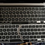 Good MacBook Pro 2020 - 13 inch - 256 GB, Silver, 8 GB, Apple M1