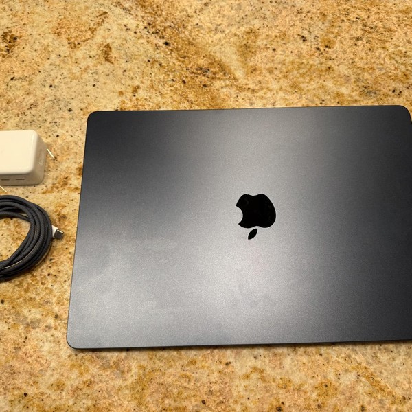 MacBook Air 2025 (M4) - 15 inch - 256 GB, Midnight, 16 GB, Apple M4