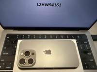 Apple iPhone 16 Pro