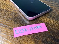 Apple iPhone 13