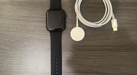 Good
													Apple Watch Series 9 45mm - Unlocked, Midnight, A2984 - Cellular, Aluminum, photo 2 of 6