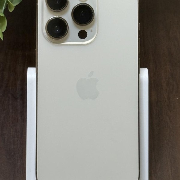 Apple iPhone 14 Pro - Unlocked, Gold, 256 GB, A2650