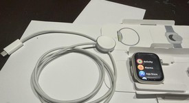 Mint
													Apple Watch Series 8 41mm - Unlocked, Silver, A2772 - Cellular, Aluminum, photo 3 of 10