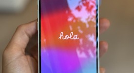 Mint
													Apple iPhone 13 - Verizon, Starlight, 256 GB, A2482, photo 3 of 14