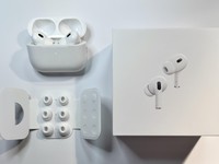 Apple AirPods Pro 2