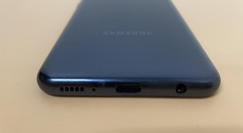 Fair
													Samsung Galaxy A10e - Unlocked, Black, 32 GB, 2 GB, SM-A102U1, photo 4 of 6