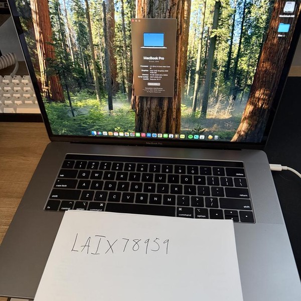 MacBook Pro 2019 - 15 inch - 512 GB, Gray, 16 GB, Intel Core i9