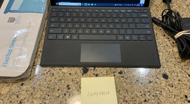Good
													Microsoft Surface Pro 4 - 12.3 Inch - Wi-Fi, Silver, 256 GB, 8 GB, photo 2 of 10