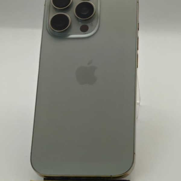 Apple iPhone 16 Pro - Unlocked, 256 GB, Natural, A3083