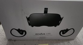 Good
													Oculus Rift + Touch VR System, photo 5 of 18